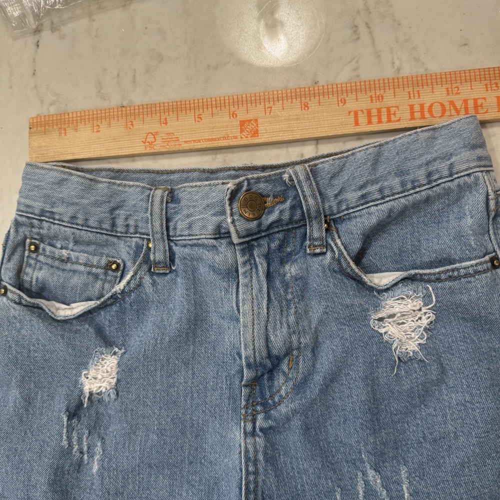 Urban Outfitters BDG Women's High Rise Raw Hem Denim Jean 3" Shorts Size 25 - Picture 3 of 8
